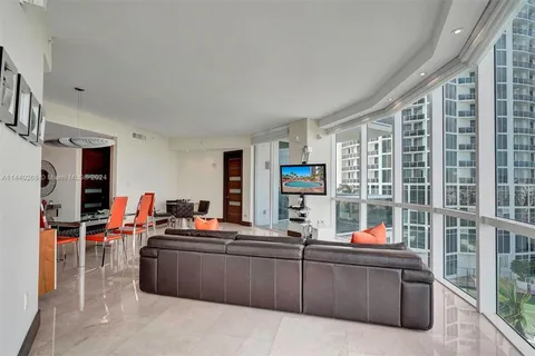 18101 Collins Ave # 801, Sunny Isles Beach FL 33160