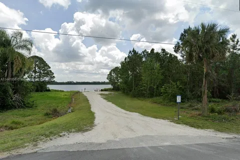 1202 Armstrong Street, Sebring FL 33875