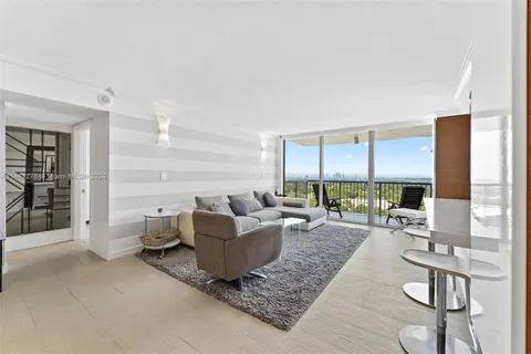 2655 Collins Ave # 2301, Miami Beach FL 33140