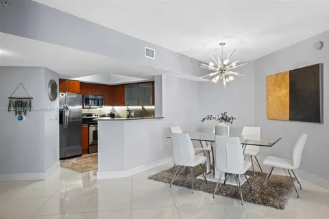 16699 Collins Ave # 1104, Sunny Isles Beach FL 33160