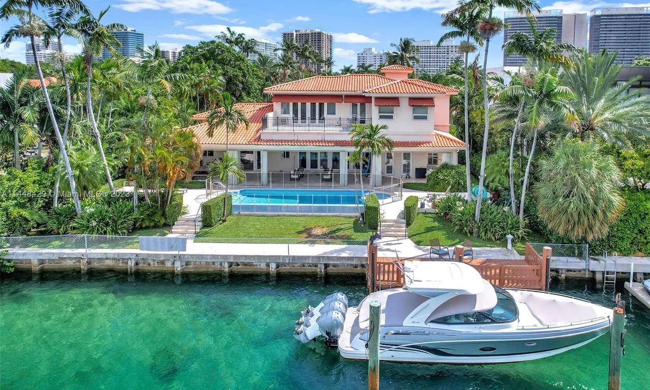 74 Bal Bay Dr, Bal Harbour FL 33154