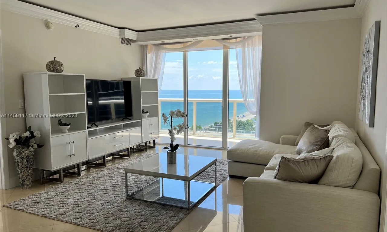 1830 S Ocean Dr # 1204, Hallandale Beach FL 33009