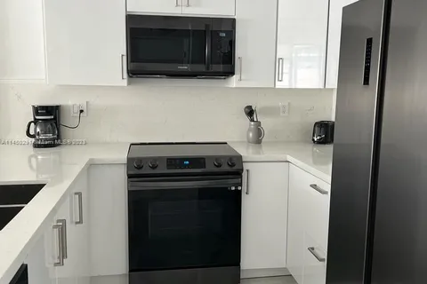 3725 S Ocean Dr # 1503, Hollywood FL 33019