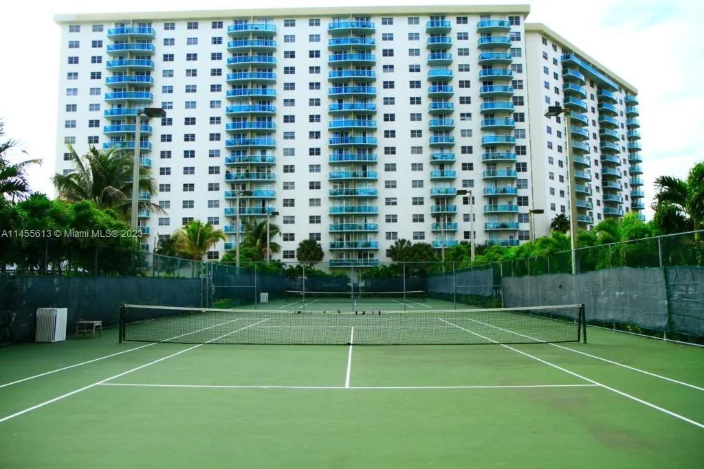 19370 Collins Ave # 119, Sunny Isles Beach FL 33160