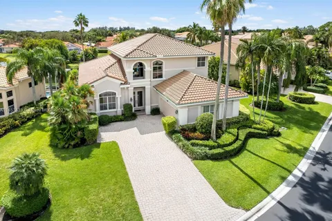 1136 Grand Cay Dr, Palm Beach Gardens FL 33418