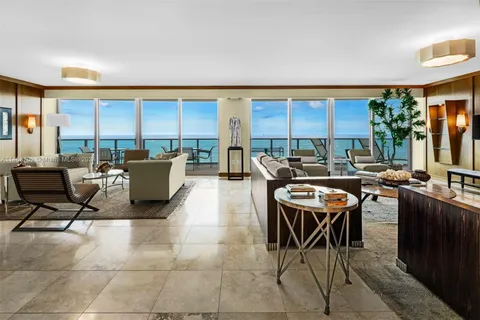 1455 Ocean Dr # 1408, Miami Beach FL 33139