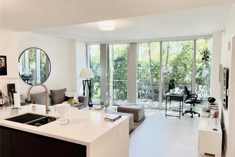 1 Collins Ave # 108, Miami Beach FL 33139