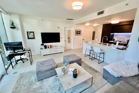 1 Collins Ave # 108, Miami Beach FL 33139