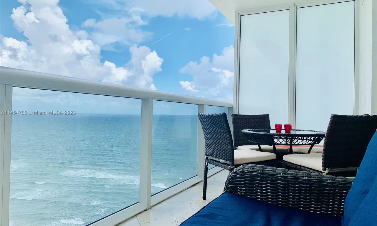 1830 S Ocean Dr # 1912, Hallandale Beach FL 33009