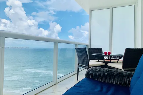 1830 S Ocean Dr # 1912, Hallandale Beach FL 33009