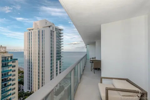 4111 S Ocean Dr # 1604, Hollywood FL 33019