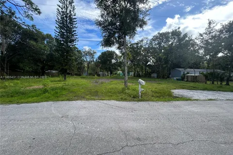 1735 Blanche Avenue, Melbourne FL 32934