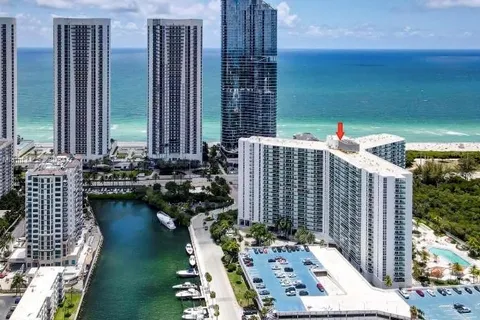 100 bayview DR, Sunny Isles Beach FL 33160