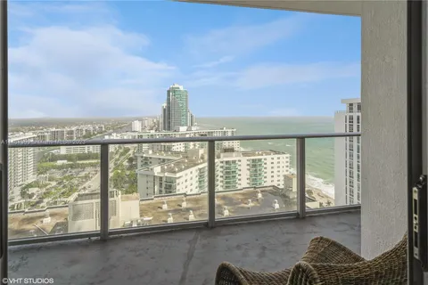 4111 S Ocean Dr # 2006, Hollywood FL 33019