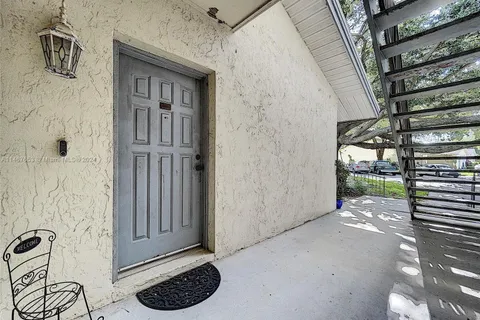 2049 SAN MARCOS DRIVE # 127, Other City - In The State Of Florida FL 33880