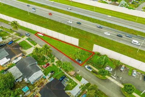 256 SW ST, Homestead FL 33032