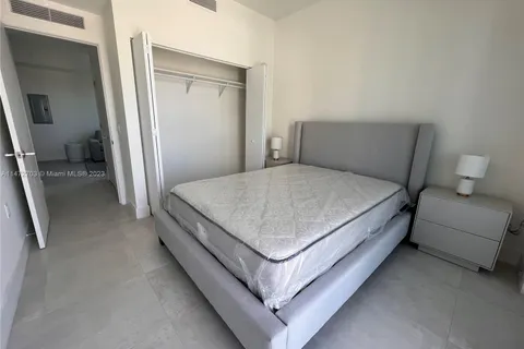 239 SW 9 # 1603, Miami FL 33129