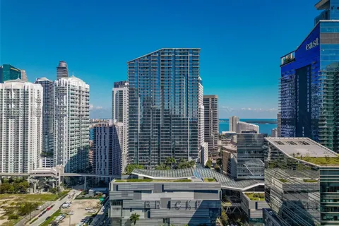 68 SE 6th St # 2410, Miami FL 33131