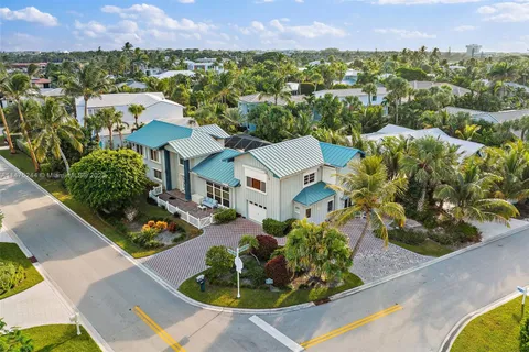 219 Colony Rd, Jupiter Inlet Colony FL 33469