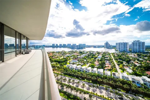 18975 Collins Ave # 1705, Sunny Isles Beach FL 33160