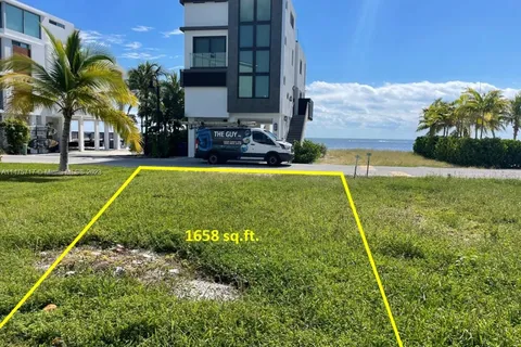 94825 Overseas Hwy #40, Key Largo FL 33037