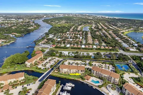 1601 Marina Isle Way # 101, Jupiter FL 33477