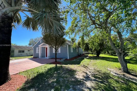 464 Avenue S, Moore Haven FL 33471