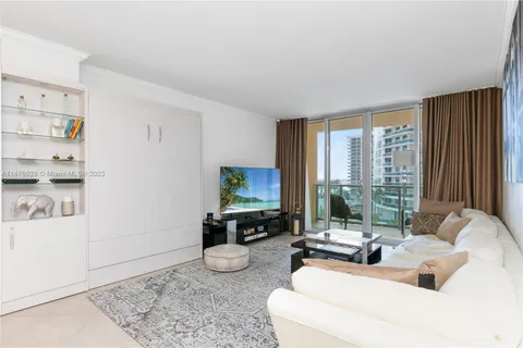 2501 S Ocean Dr, Hollywood FL 33019