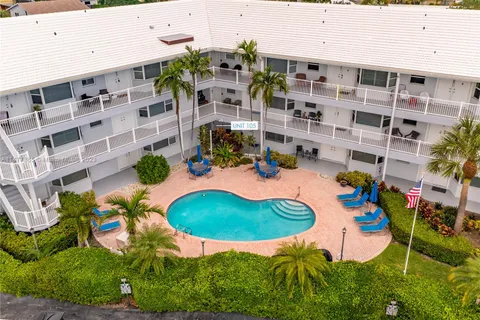 535 Hendricks Isle # 105, Fort Lauderdale FL 33301