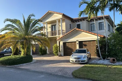 7905 SW 195th St, Cutler Bay FL 33157