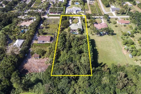 6910 SW 185th Way, Southwest Ranches FL 33332