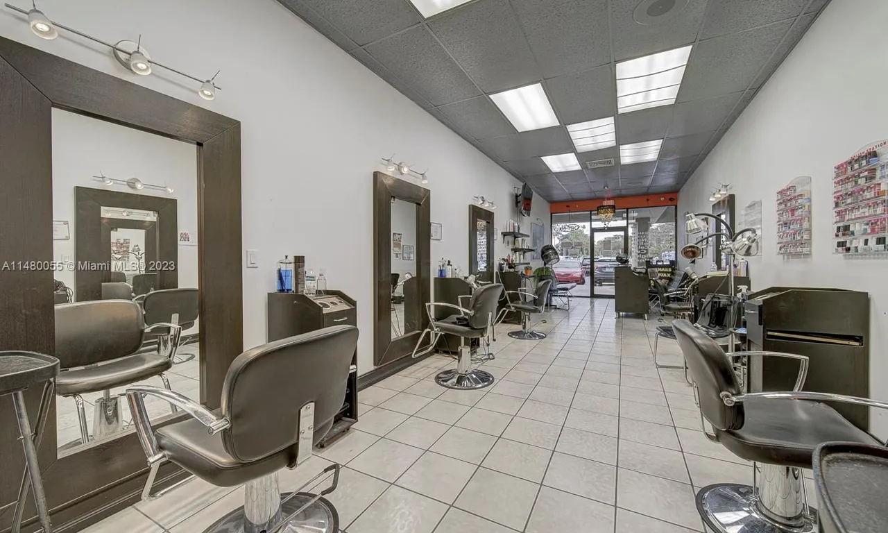 Full Service Beauty Salon For Sale in Hialeah, Hialeah FL 33016