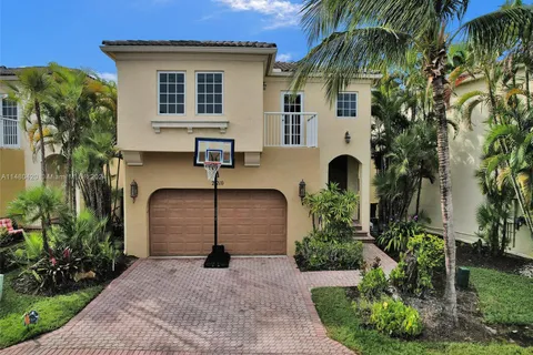 21210 NE 31st Place, Aventura FL 33180