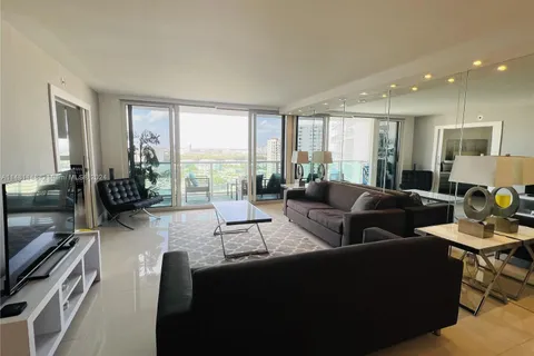 100 Bayview Dr # 1701, Sunny Isles Beach FL 33160