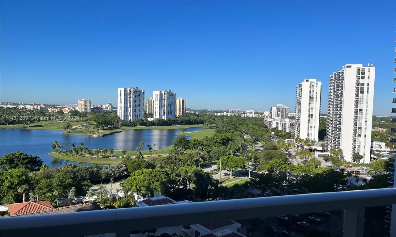 20281 E Country Club Dr # 1105, Aventura FL 33180