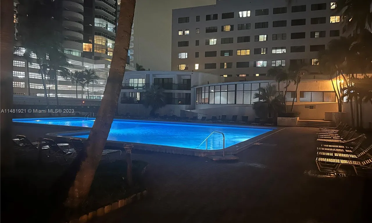 6345 Collins Ave # 416, Miami Beach FL 33141