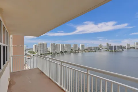 251 174th St # 2220, Sunny Isles Beach FL 33160