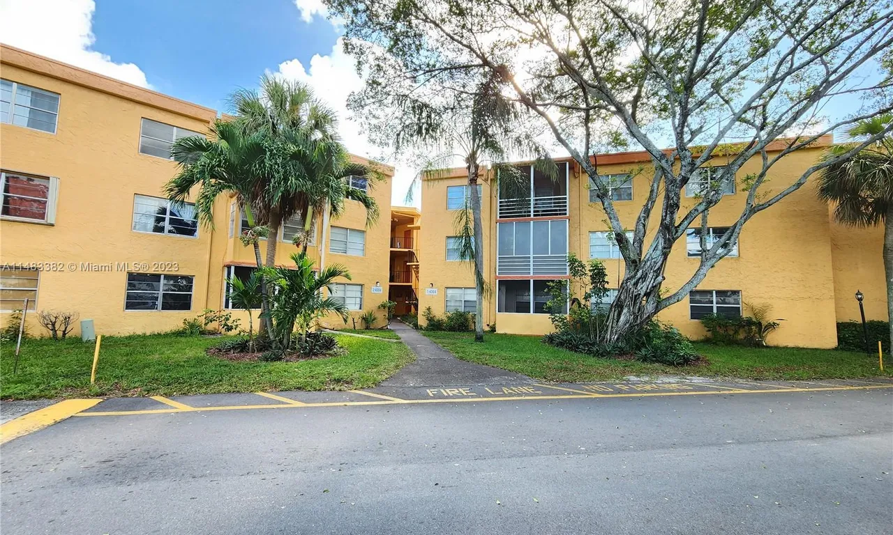 4304 NW 9th Ave # 2C, Deerfield Beach FL 33064