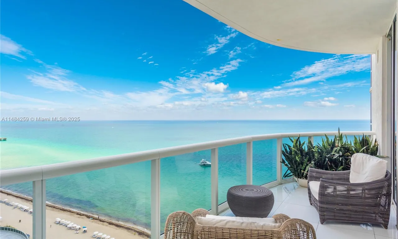 15811 Collins Ave # 1702, Sunny Isles Beach FL 33160