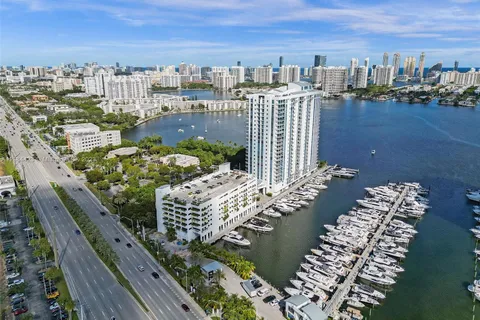 17301 Biscayne Blvd # 2008, North Miami Beach FL 33160