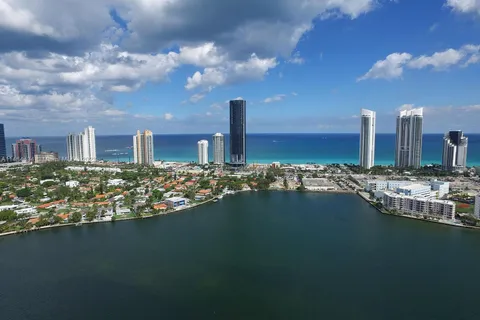 18555 Collins Ave # 2305, Sunny Isles Beach FL 33160