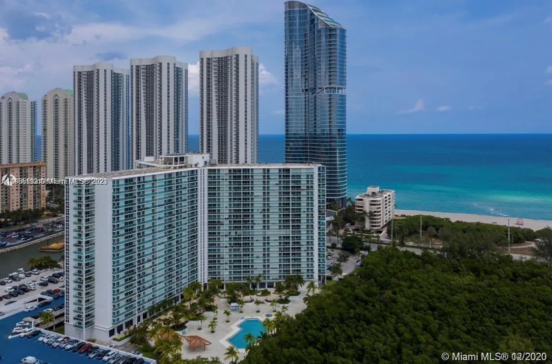 100 Bayview Dr # 520, Sunny Isles Beach FL 33160