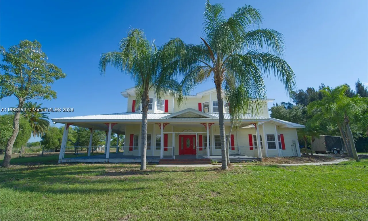 3250 Case Rd, La Belle FL 33935