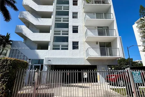 1250 Alton Rd # 3C, Miami Beach FL 33139