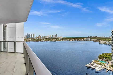 17301 Biscayne Blvd # 2205, North Miami Beach FL 33160