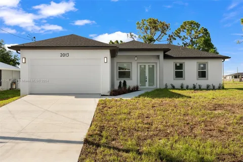 2013 NW 7 Street, Cape Coral FL 33993