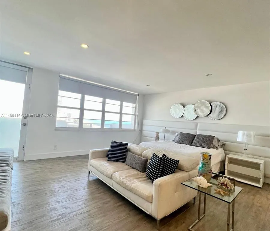 100 Lincoln Rd # 1629, Miami Beach FL 33139