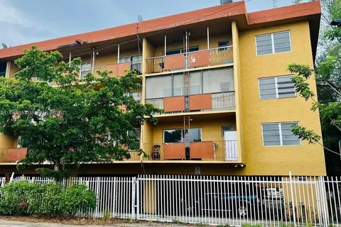 13480 NE 6th Ave # 313, North Miami FL 33161