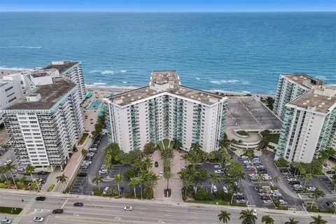 3801 S Ocean Dr # 2C, Hollywood FL 33019