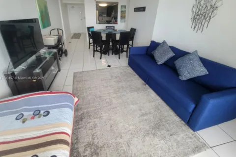 5601 Collins Ave # 9, Miami Beach FL 33140